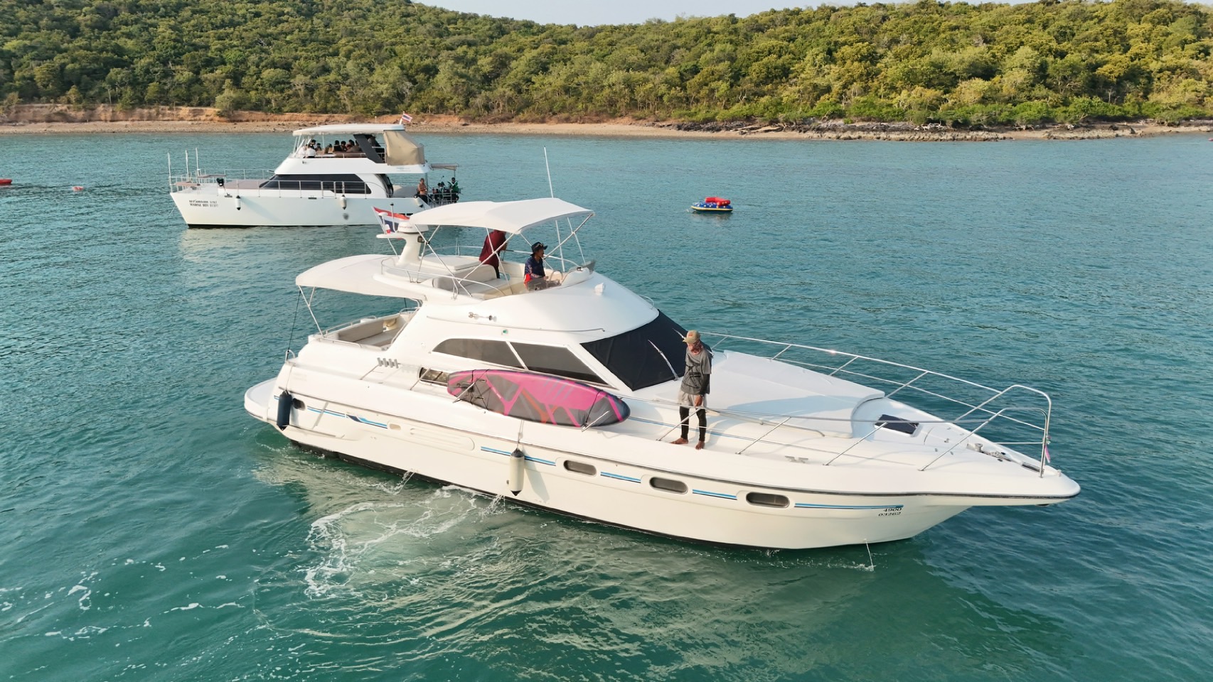 RUAMCHOK luxury yacht