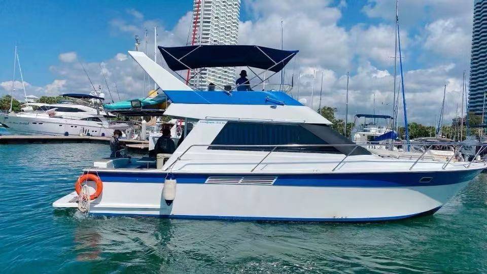 Luxury yacht photo